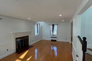 632 W Roxbury Pkwy, Boston, MA 02132 - Photo 4
