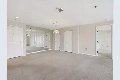 3920 Mystic Valley Pkwy #423, Medford, MA 02155 - Photo 12