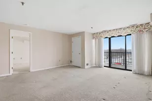 3920 Mystic Valley Pkwy, Medford, MA 02155 - Photo 8