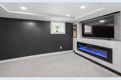 28 Borden St, New Bedford, MA 02740 - Photo 16