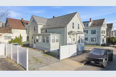28 Borden St, New Bedford, MA 02740 - Photo 2
