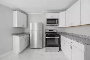 28 Borden St, New Bedford, MA 02740 - Photo 10