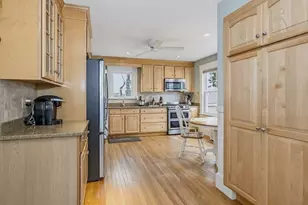 12 Woodlawn Ave, Chelmsford, MA 01824 - Photo 8