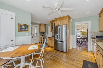 12 Woodlawn Ave, Chelmsford, MA 01824 - Photo 4