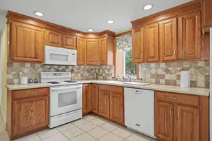 59 Donald Rd, Burlington, MA 01803 - Photo 6