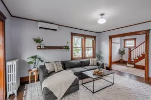 81 Linden Rd, Melrose, MA 02176 - Photo 6