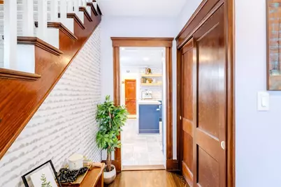 81 Linden Rd, Melrose, MA 02176 - Photo 2