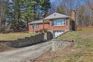 610 Grafton St, Shrewsbury, MA 01545 - Photo 2