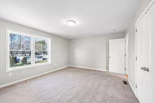 39 Wallace, Springfield, MA 01119 - Photo 32