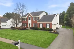 24 Winthrop Dr, Franklin, MA 02038 - Photo 1