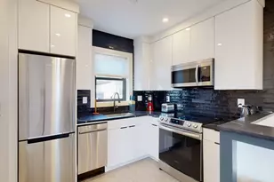 353 E 8th St, Boston, MA 02127 - Photo 10