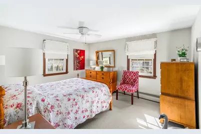 172 Brook St, Somerset, MA 02726 - Photo 10