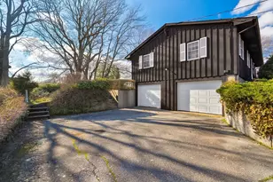 172 Brook St, Somerset, MA 02726 - Photo 2