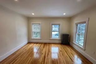 64 Cedar St, Wellesley, MA 02481 - Photo 10