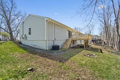 77 Zenith Dr, Worcester, MA 01602 - Photo 4