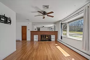 77 Zenith Dr, Worcester, MA 01602 - Photo 12