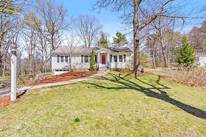 40 Medway St, Norfolk, MA 02056 - Photo 2