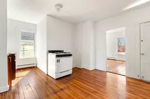 23 Mt Vernon St, Gloucester, MA 01930 - Photo 6