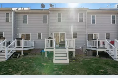 5239 N Main St #20, Fall River, MA 02720 - Photo 24