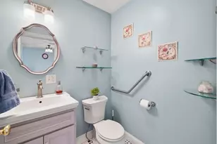 5239 N Main St, Fall River, MA 02720 - Photo 14