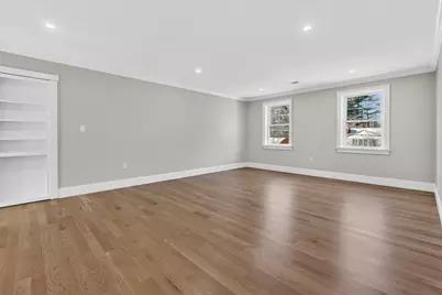 16 Evelyn St, Burlington, MA 01803 - Photo 32