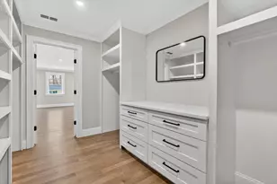 16 Evelyn St, Burlington, MA 01803 - Photo 34