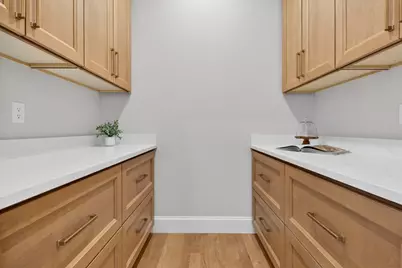 16 Evelyn St, Burlington, MA 01803 - Photo 14