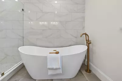 16 Evelyn St, Burlington, MA 01803 - Photo 28