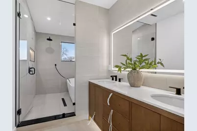 24 Newell St, Cambridge, MA 02140 - Photo 20