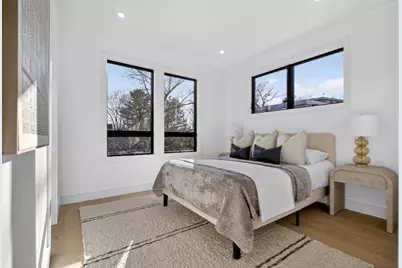 24 Newell St, Cambridge, MA 02140 - Photo 10