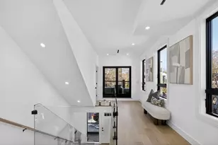 24 Newell St, Cambridge, MA 02140 - Photo 12