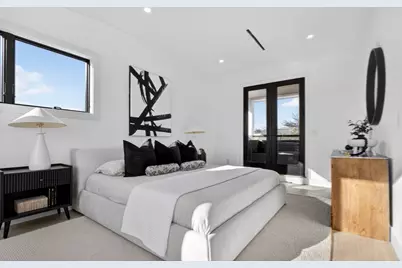 24 Newell St, Cambridge, MA 02140 - Photo 14
