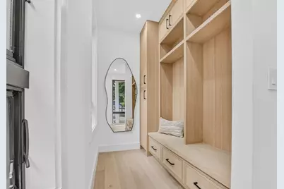 24 Newell St, Cambridge, MA 02140 - Photo 2