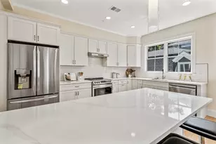 68 Chestnut St, Newton, MA 02465 - Photo 4