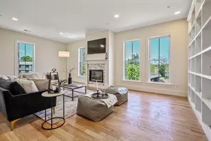 68 Chestnut St, Newton, MA 02465 - Photo 10