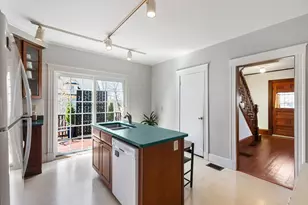 21 Montague St, Arlington, MA 02474 - Photo 12