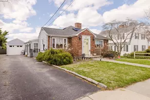 554 Madison St, Fall River, MA 02720 - Photo 1