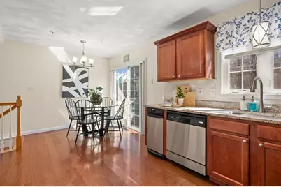 15 Alton St #9, Lowell, MA 01852 - Photo 6