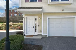 15 Alton St, Lowell, MA 01852 - Photo 38