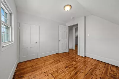 85 Kinsman Street, Lowell, MA 01852 - Photo 10