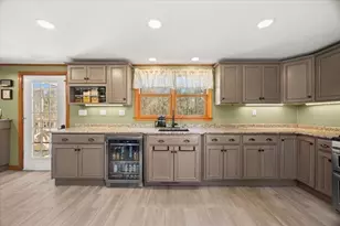 141 County Rd, Plympton, MA 02367 - Photo 4