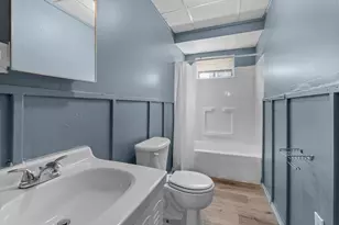 1819 Pleasant St, Fall River, MA 02723 - Photo 24