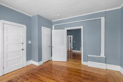 1819 Pleasant St #3, Fall River, MA 02723 - Photo 2