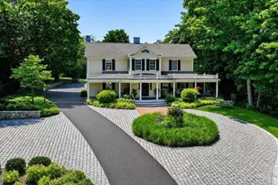 54 Lincoln St, Hingham, MA 02043 - Photo 1