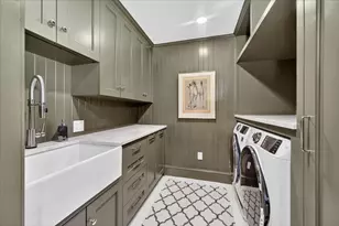 54 Lincoln St, Hingham, MA 02043 - Photo 18