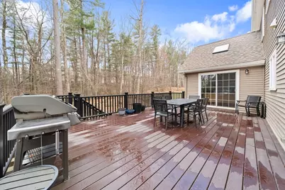 697 Salisbury, Worcester, MA 01609 - Photo 34