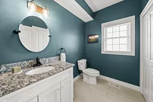 697 Salisbury, Worcester, MA 01609 - Photo 16