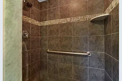 221 S Washington St, North Attleboro, MA 02760 - Photo 16