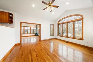 28 Barnesdale Rd, Natick, MA 01760 - Photo 4