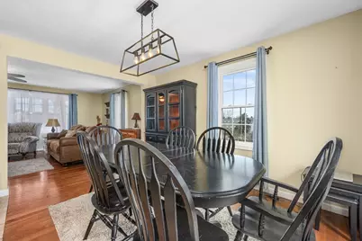 138 Sprague St, Fall River, MA 02724 - Photo 12